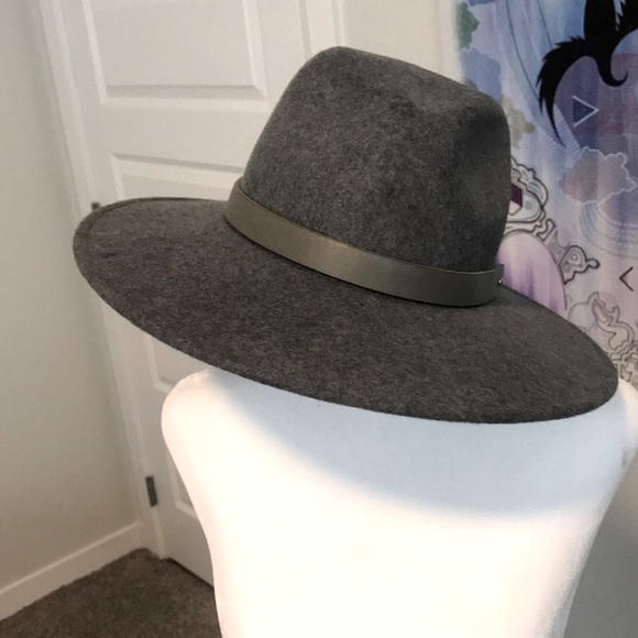 Grey Fedora hat NWOT